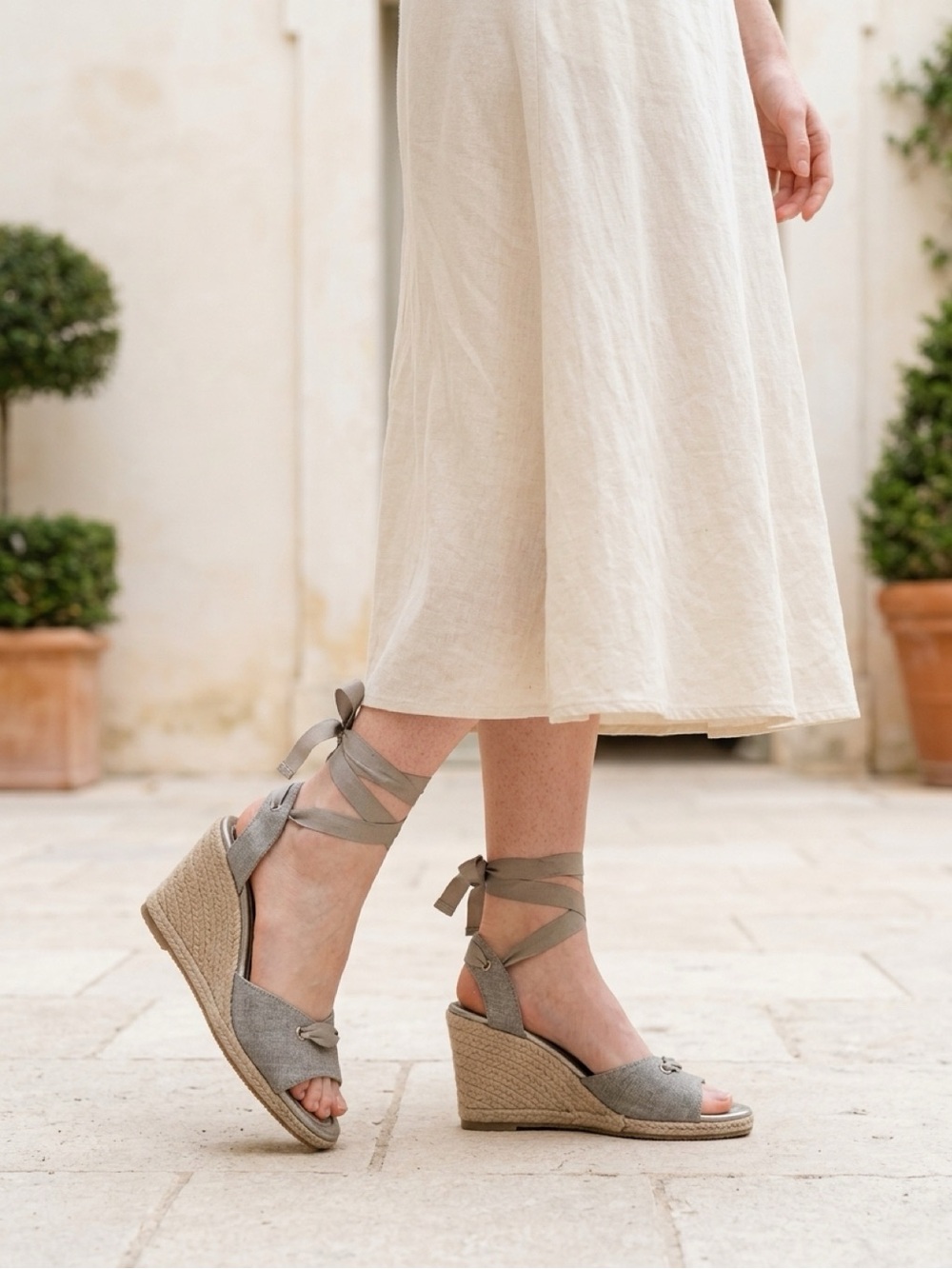ANTONIO MELANI Shimmery Taupe Espadrille Wrap Sandals | 10